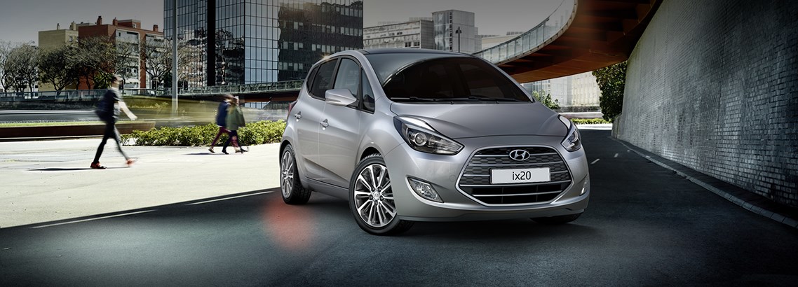 two i10s in a city