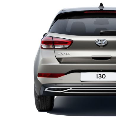 Rear view of the new Hyundai i30 with an emphasis on the LED rear combination lamp.