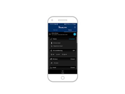 Screenshot of the Hyundai Bluelink iPhone app: vehicle status