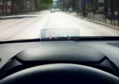 The Head-up display in the new Hyundai KONA Hybrid projecting important informations in your sight.