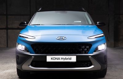 Front view of the new Hyundai KONA Hybrid compact SUV with its robust skid plate.