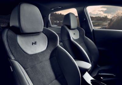 Vyhrievané a ventilované sedadlá nového modelu Hyundai KONA N.