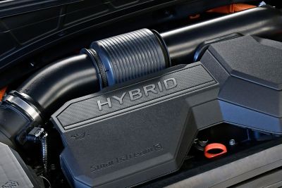Obrázok špičkového hybridného pohonu v modeli Hyundai Tucson.